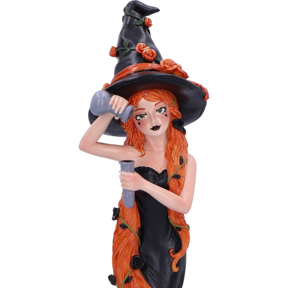 Cinnamon Witch